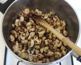 A picture of step 4 of Vegetarian coconut curry.