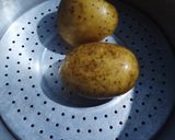 Foto langkah ke 1 dari resep Mashed potato cheese.
