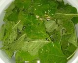 Foto langkah ke 4 dari resep Sayur bening wortel + bayam.