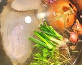 A picture of step 3 of Chicken Pho with Pork Meatballs (Phở gà mọc).