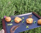 A picture of step 6 of Mashed Potato pakoras.