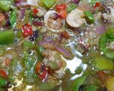 Foto del paso 5 de la receta: Llampuga o Pez Limón, en salsa de verduras mediterráneas