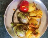 A picture of step 2 of Kathiyavadi Bharva aloo baingan.