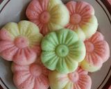 Foto langkah ke 3 dari resep Bolu kukus irit telur.
