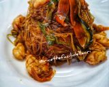Foto del passaggio 5 della ricetta Spaghetti di soia con gamberi e verdure