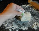 A picture of step 12 of Lahmacun pizza.