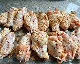 A picture of step 1 of Fried chicken wings.