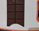 Foto del passaggio 10 della ricetta Crema diplomatica al limone con sfoglia e cioccolato