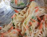 Foto langkah ke 3 dari resep Misoa udang goreng.