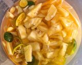 Hình bước làm 3 của món Nước dừa tắc trái cây