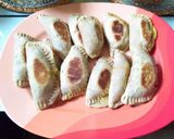 A picture of step 4 of Mini baked fish pie.