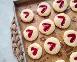 Foto langkah ke 4 dari resep Heart Cookies.