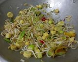 Foto langkah ke 3 dari resep Tumis Taoge dan Baby Corn.
