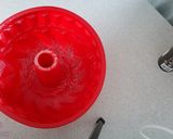 Foto del paso 1 de la receta: Bundt cake de calabacín y cacao TMX