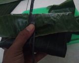 Foto langkah ke 3 dari resep Lontong nasi simpeell.