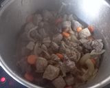 Foto del paso 4 de la receta: 282. Ternera al Strogonoff con vino tinto y arroz blanco