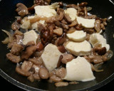 Foto del paso 3 de la receta: Setas con queso