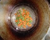 Foto langkah ke 5 dari resep Nasi Goreng Kecap Sayur 🥕🫛.