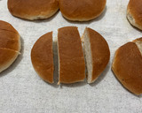 Foto del paso 1 de la receta: Torrejas con miel de piloncillo para Cuaresma