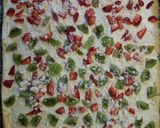 Foto del paso 4 de la receta: Arrollado nevado de frutilla y kiwi