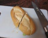 Foto del paso 4 de la receta Bocadillo de pechuga a la plancha, ensalada y salsa rosa