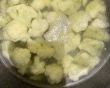 Foto del paso 1 de la receta: Tacos vegetarianos de coliflor rebozada en freidora de aire