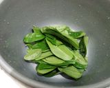 Foto langkah ke 1 dari resep Cincau ijo asli.
