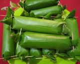 Foto langkah ke 4 dari resep Lontong Daun Pisang.
