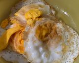 Foto langkah ke 1 dari resep Telur Matasapi berkuah.