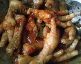 Foto langkah ke 5 dari resep Ceker Mercon Pedas Manis.