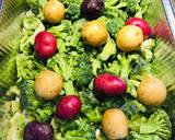Roasted Broccoli 🥦 with Baby Medley Potatoes 🥔