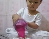 Foto langkah ke 3 dari resep Pancake Buah Naga Keju.