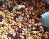 Foto del paso 2 de la receta: Crema de Queso Con Frutas Y Granola Express En Sartén