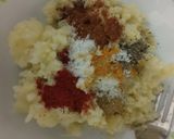 A picture of step 1 of Masala cheese and corn toast.