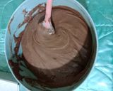 Foto langkah ke 3 dari resep Bolu kukus coklat.