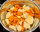 Une image de l'étape 2 de Purée de potimarron parfumée à la noix de muscade.