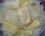 Foto langkah ke 2 dari resep Singkong goreng melepuh / merekah empuk.