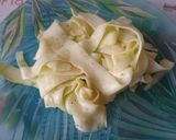 Foto del paso 3 de la receta Ensalada de calabacín, feta y nueces