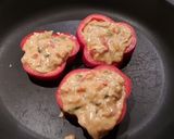 A picture of step 4 of Stuffed pepper rings.
