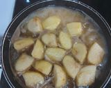 A picture of step 2 of Apple with jaggery murabba.