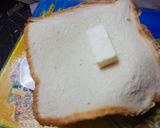 صورة لخطوة 2 من وصفة حلى التوست بالجبنه🍞😋