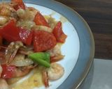 Foto langkah ke 6 dari resep Tumis Udang Mentega Cah Paprika.