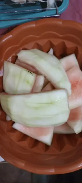 Langkah-langkah untuk membuat Resep Manisan kulit semangka