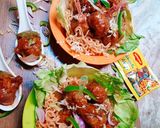 A picture of step 8 of Garlic Maggi noodles and dry potato manchurian.