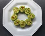A picture of step 6 of Parsley and egg roll pancakes.