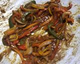 A picture of step 3 of Hakka noodles.