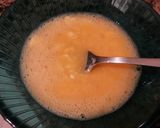 Foto del paso 2 de la receta Tortilla francesa a la mantequilla y queso en porciones