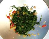 Foto langkah ke 5 dari resep Tumis Kangkung.