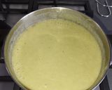 Une image de l'étape 3 de Soupe de fanes de chou-fleur.
