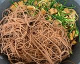 Hình bước làm 5 của món Hủ tiếu lứt sốt chả lụa tương đậu [Eat clean - Lose weight]